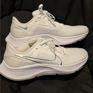 NIKE Air Zoom Pegasus Running Shoes